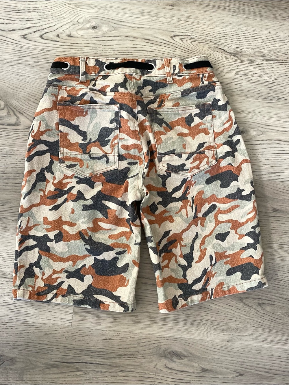 🔥FLAMINGALS🔥Camo Cargo Jorts, Small - Picture 4 of 4